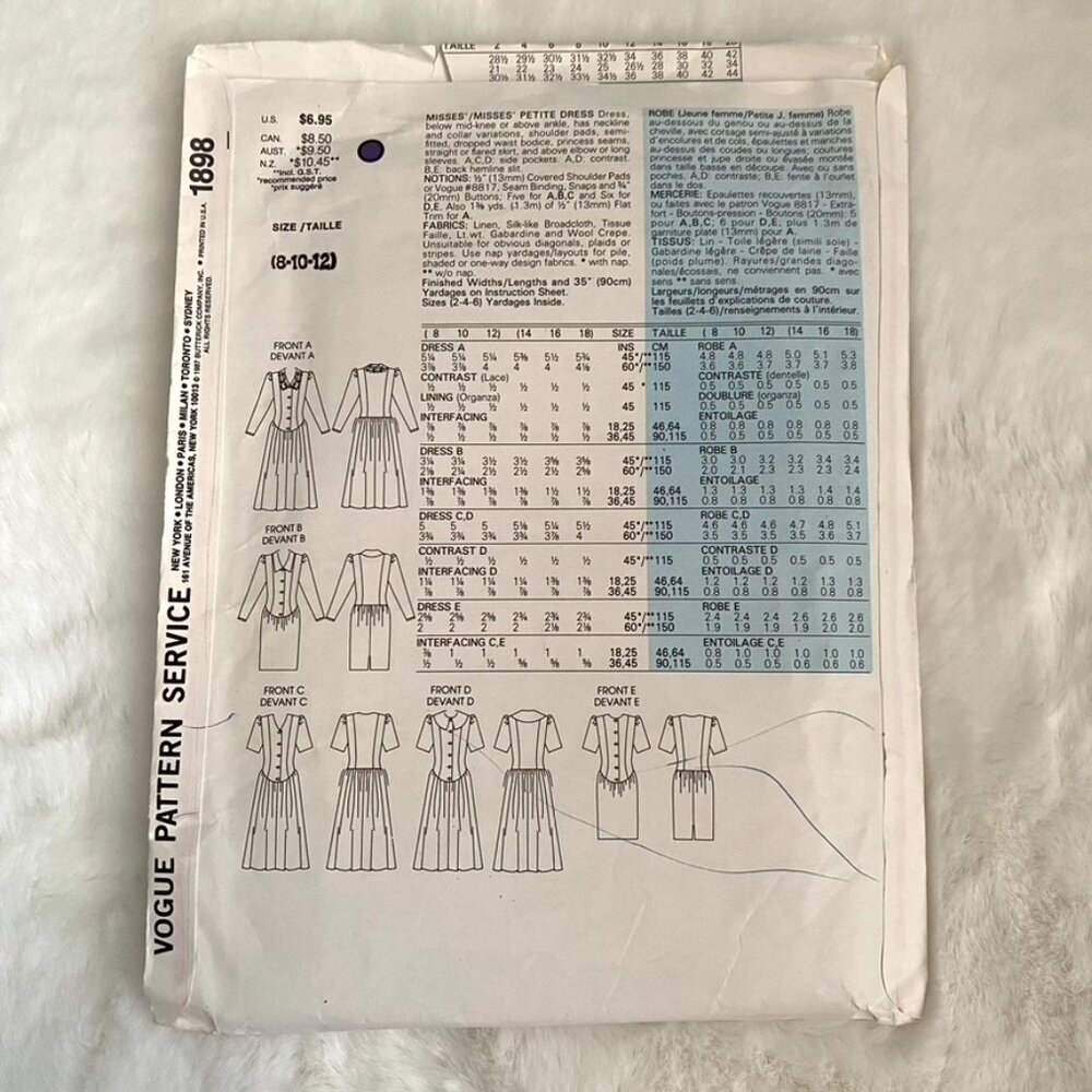 2 Vogue's Basic Design Sewing Patterns - Picture 5 of 5